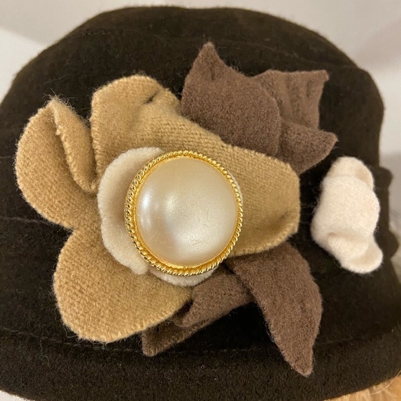 Chocolate Brown Wool Parkhurst Cloche Bucket Hat With L’Image Brooch - Picture 7 of 16